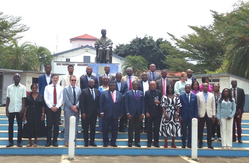 The Rise of AI-Powered Personal Assistants: How They Manage